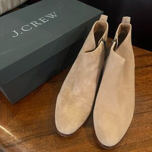J. Crew Tan Suede low heel ankle boot sz 9